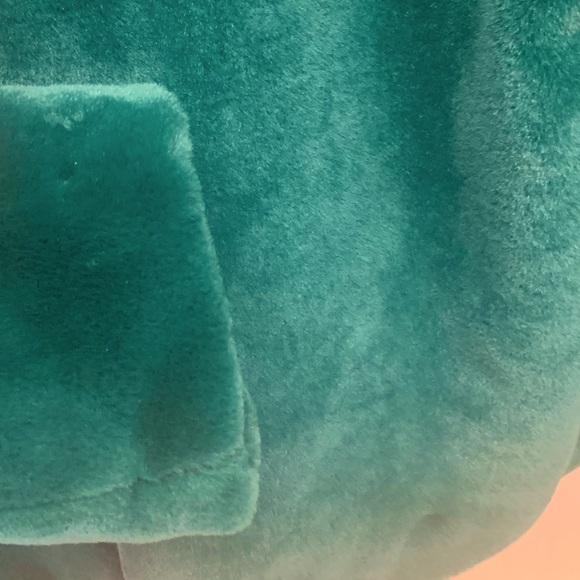 Gorgeous Jade Green Faux Fur - Picture 6 of 7
